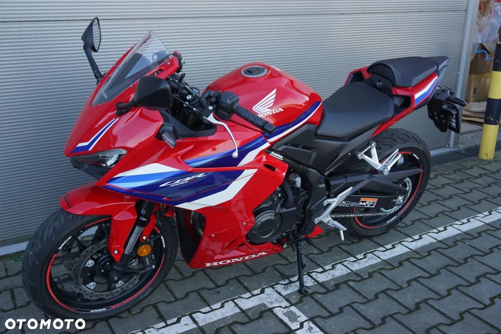 Honda CBR - 12