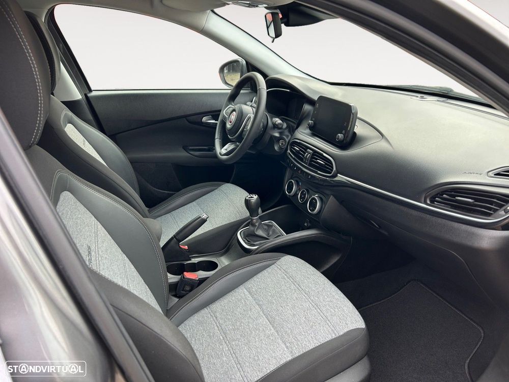 Fiat Tipo Cross 1.0 GSE T3 - 15