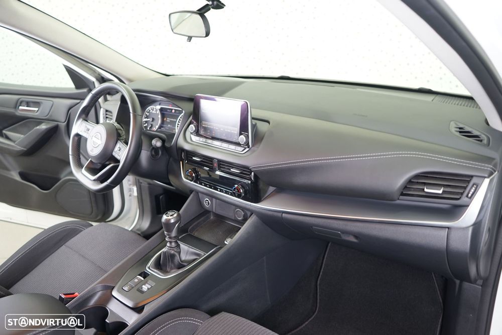 Nissan Qashqai 1.3 DIG-T N-Connecta - 16