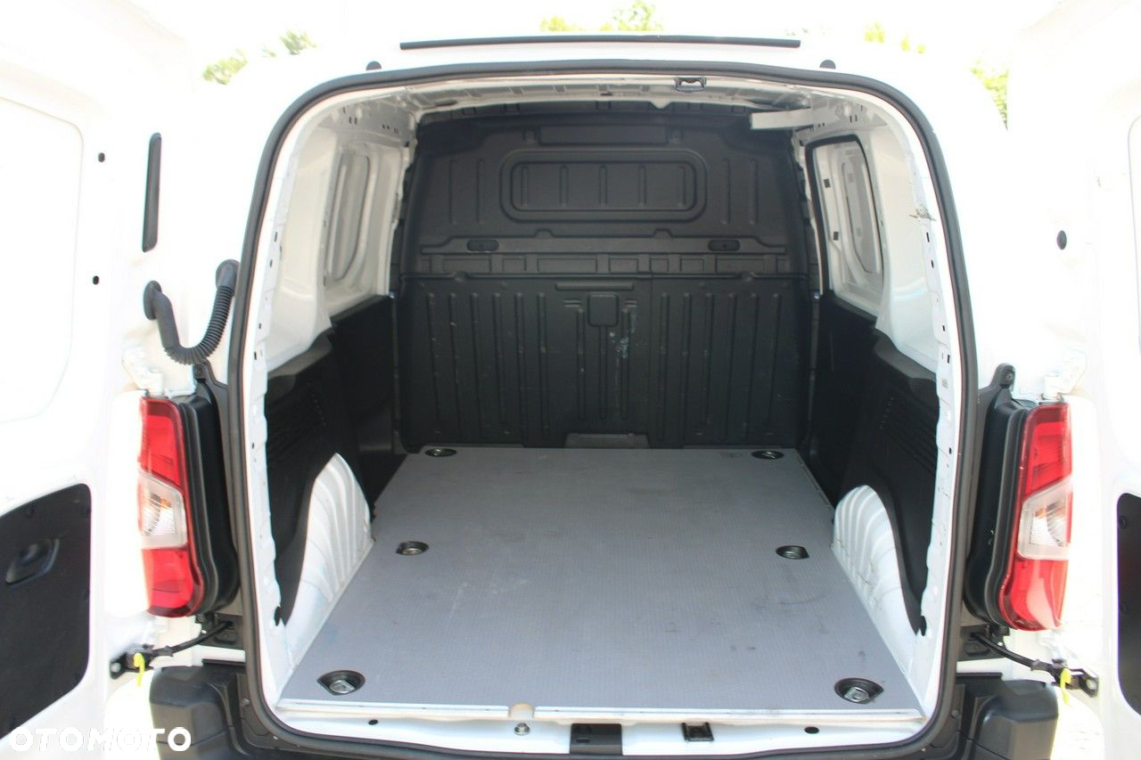 Toyota Proace City - 11
