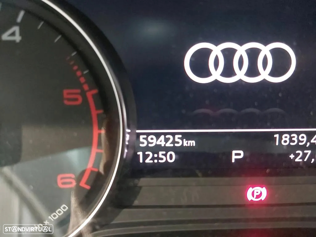 Audi A4 Avant 30 TDI S tronic - 8
