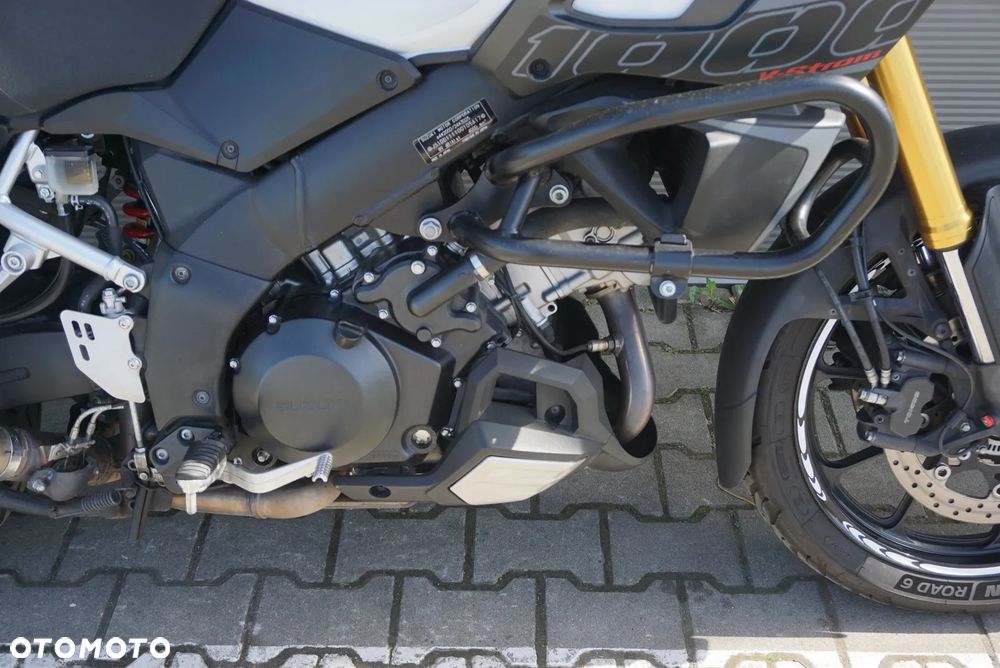 Suzuki V-STROM - 6