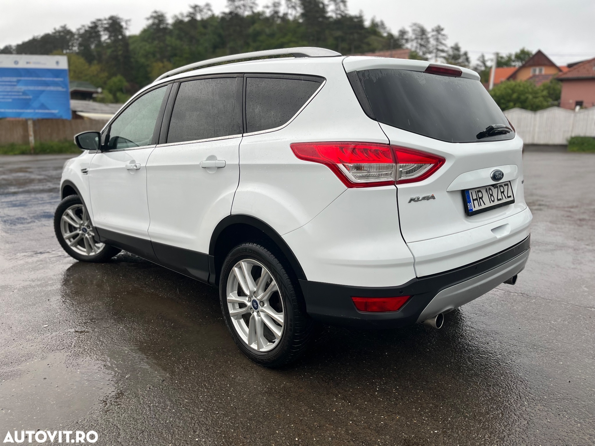 Ford Kuga - 6