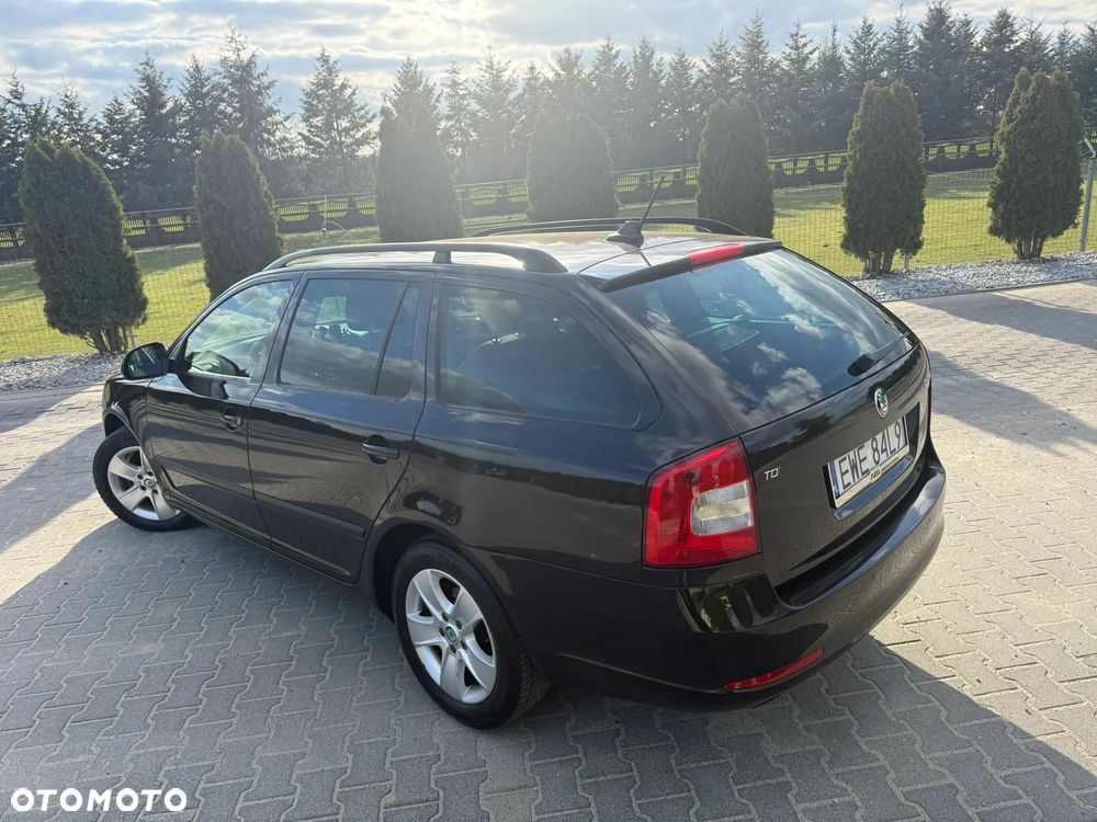 Skoda Octavia 1.6 TDI DPF Ambition - 7
