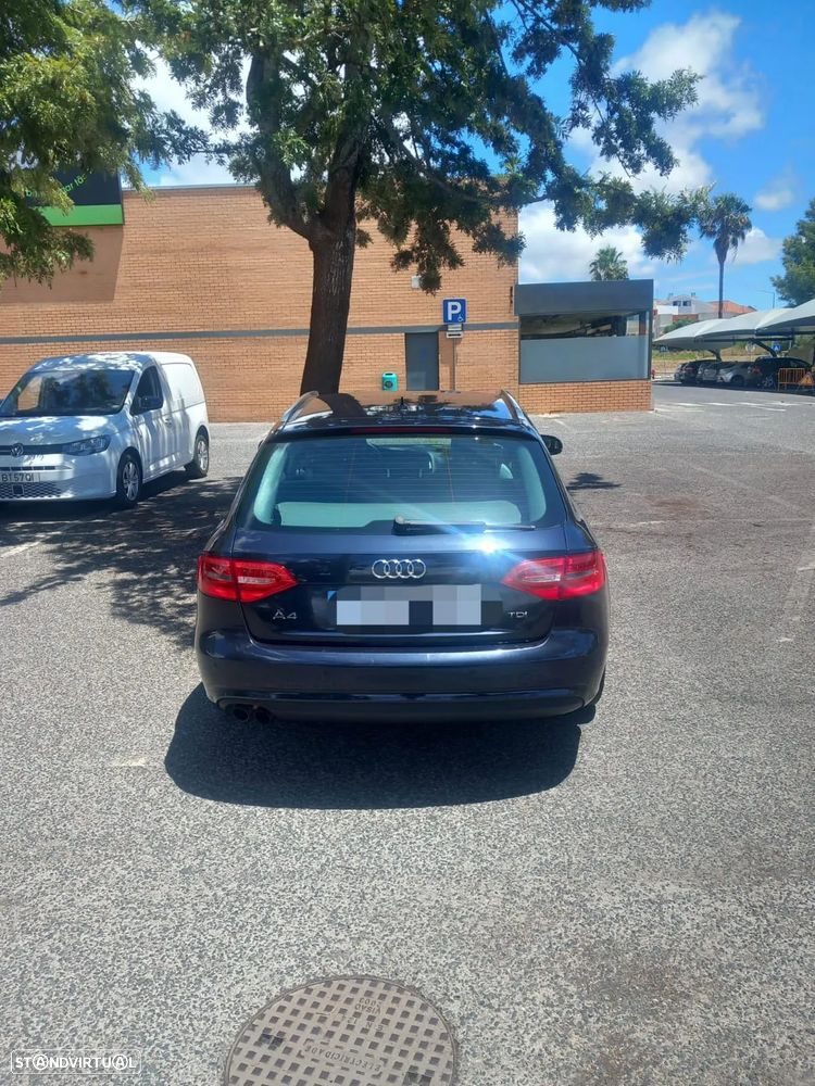 Audi A4 Avant 2.0 TDI DPF Ambiente - 10