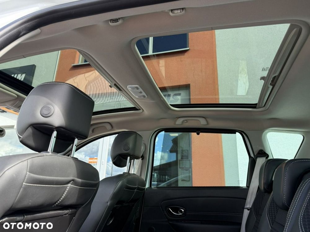 Renault Scenic ENERGY TCe 130 BOSE EDITION - 12