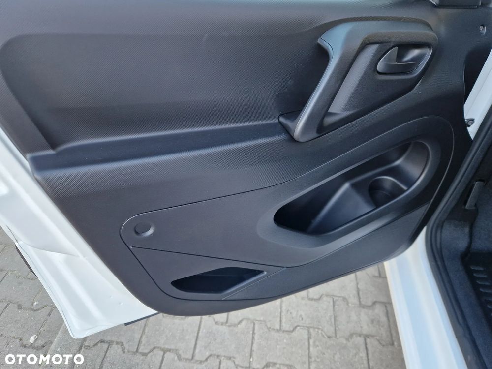 Citroën BERLINGO - 18