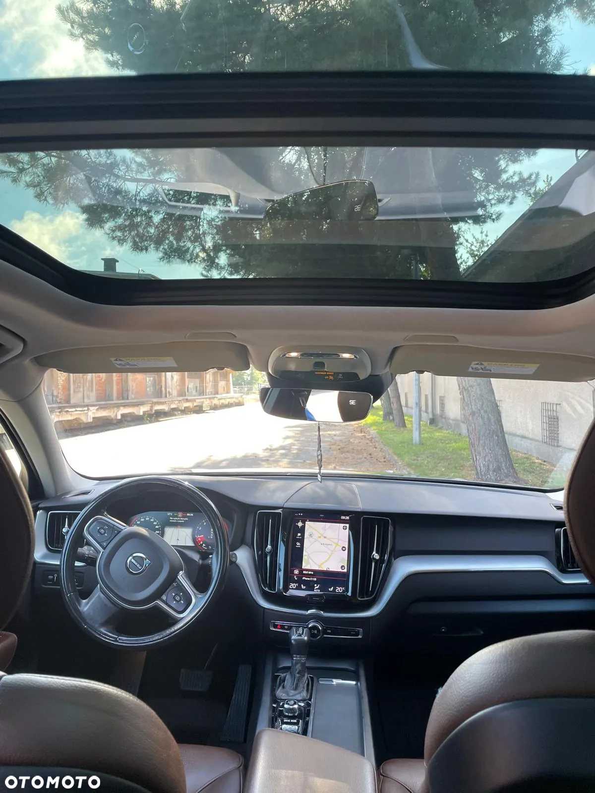 Volvo XC 60 T6 AWD Momentum - 38