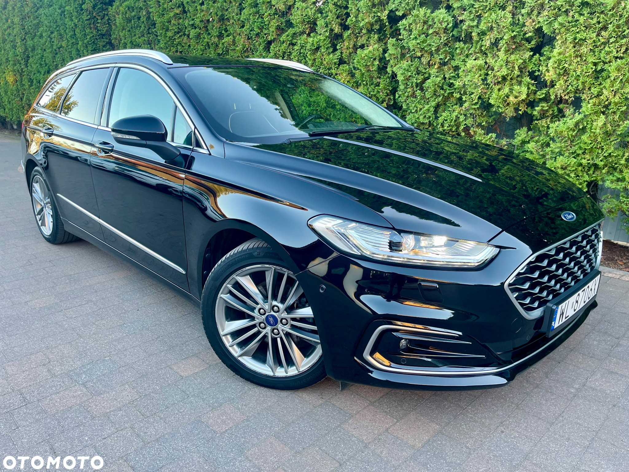 Ford Mondeo 2.0 Hybrid Vignale Plus - 2