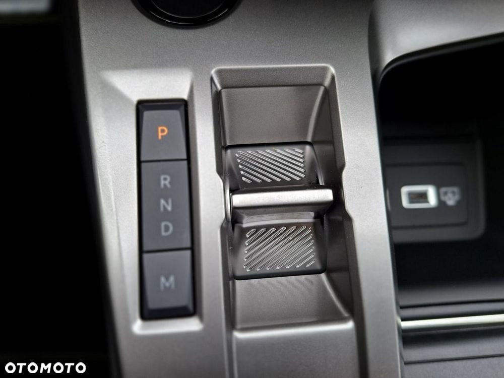 Peugeot 408 HYBRID 145 e-DSC6 GT - 36