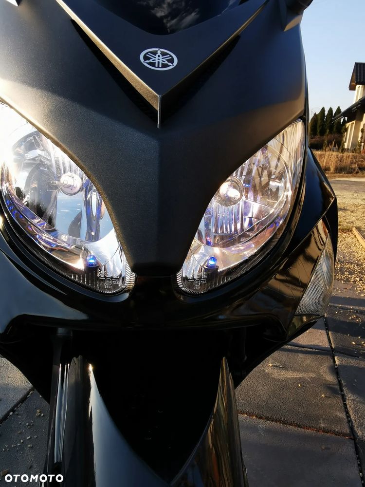 Yamaha Tmax - 2