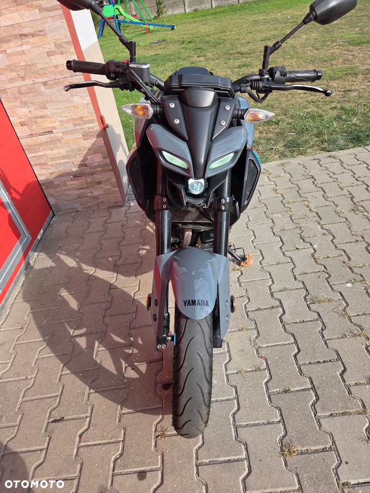 Yamaha MT - 18