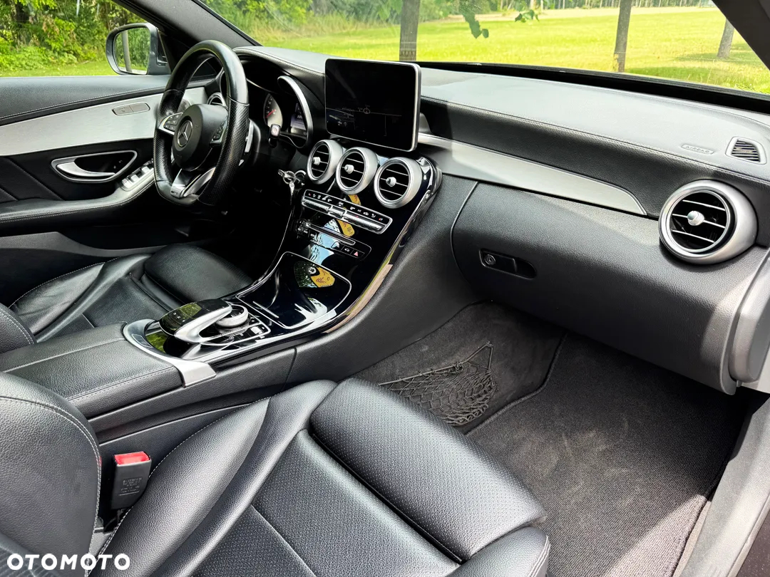 Mercedes-Benz Klasa C 220 (BlueTEC) d 7G-TRONIC AMG Line - 37