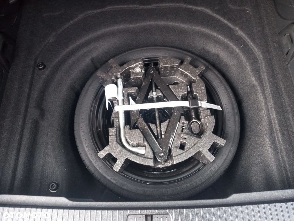 Volkswagen Passat 2.0 TSI Business DSG - 37