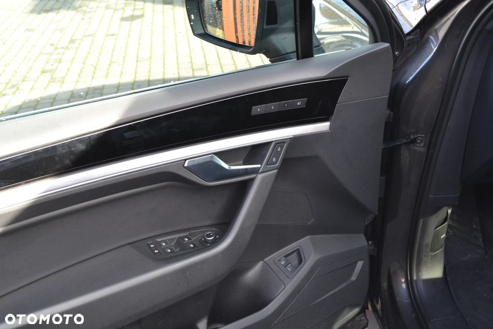 Volkswagen Touareg 3.0 V6 TFSI Plug-In Hybrid 4Mot Atmosphere - 6