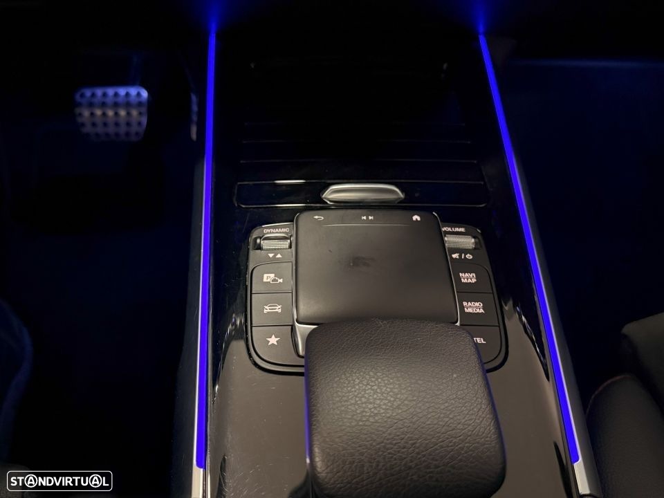Mercedes-Benz GLB 220 d 4Matic AMG Line - 34