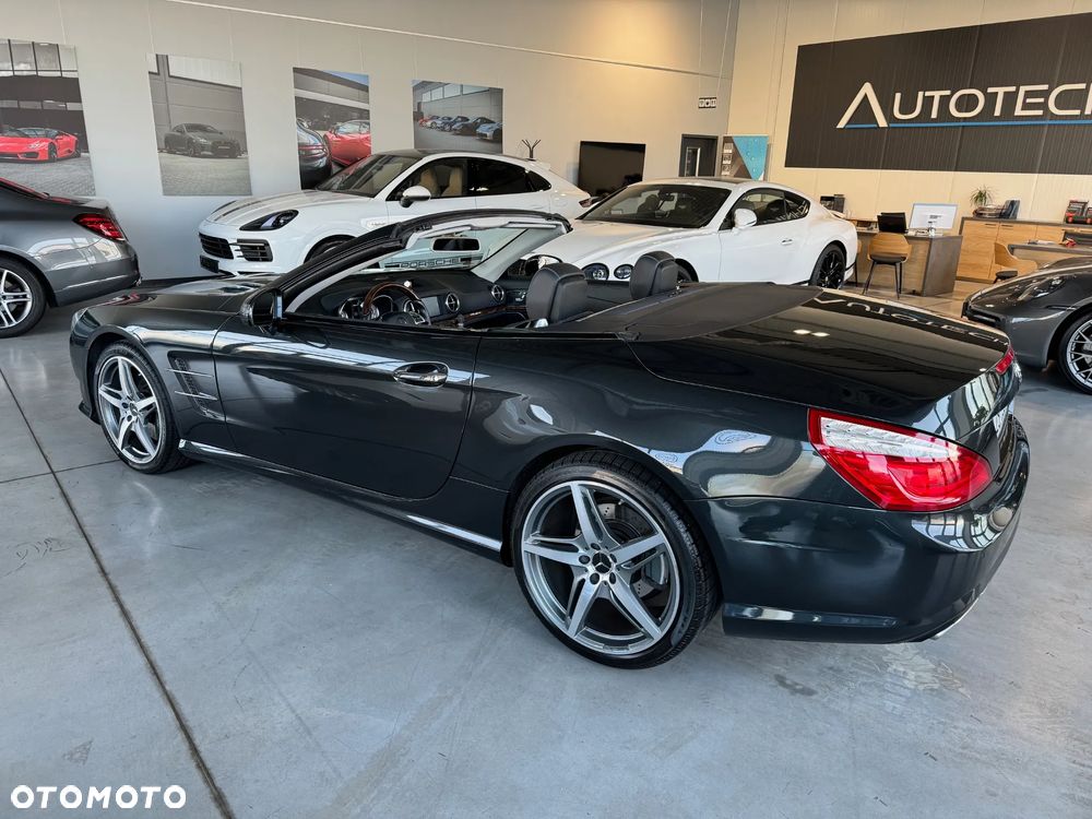 Mercedes-Benz SL 500 7G-TRONIC - 25