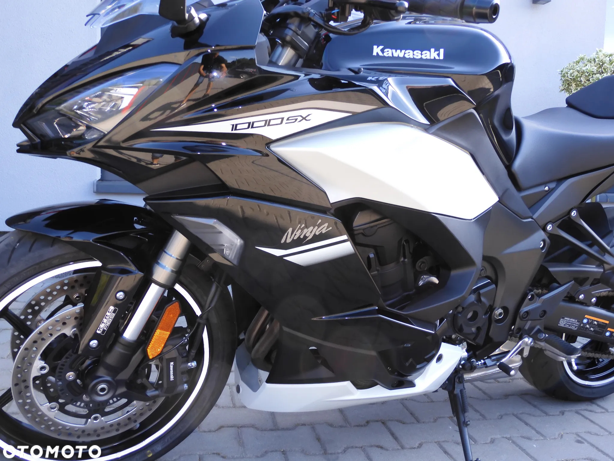 Kawasaki Ninja 1000 SX - 22