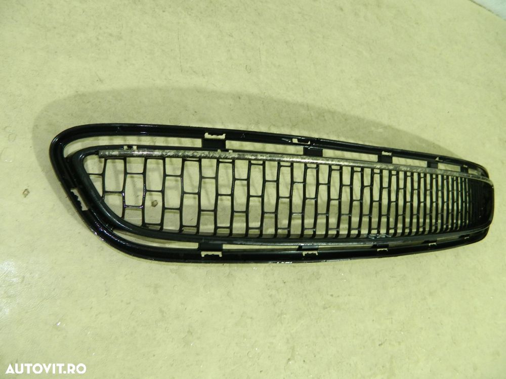Grila inferioara dintre proiectoare Lancia Ypsilon, 2006, 2007, 2008, 2009, 2010, 2011, 2012,, 734431082 - 5