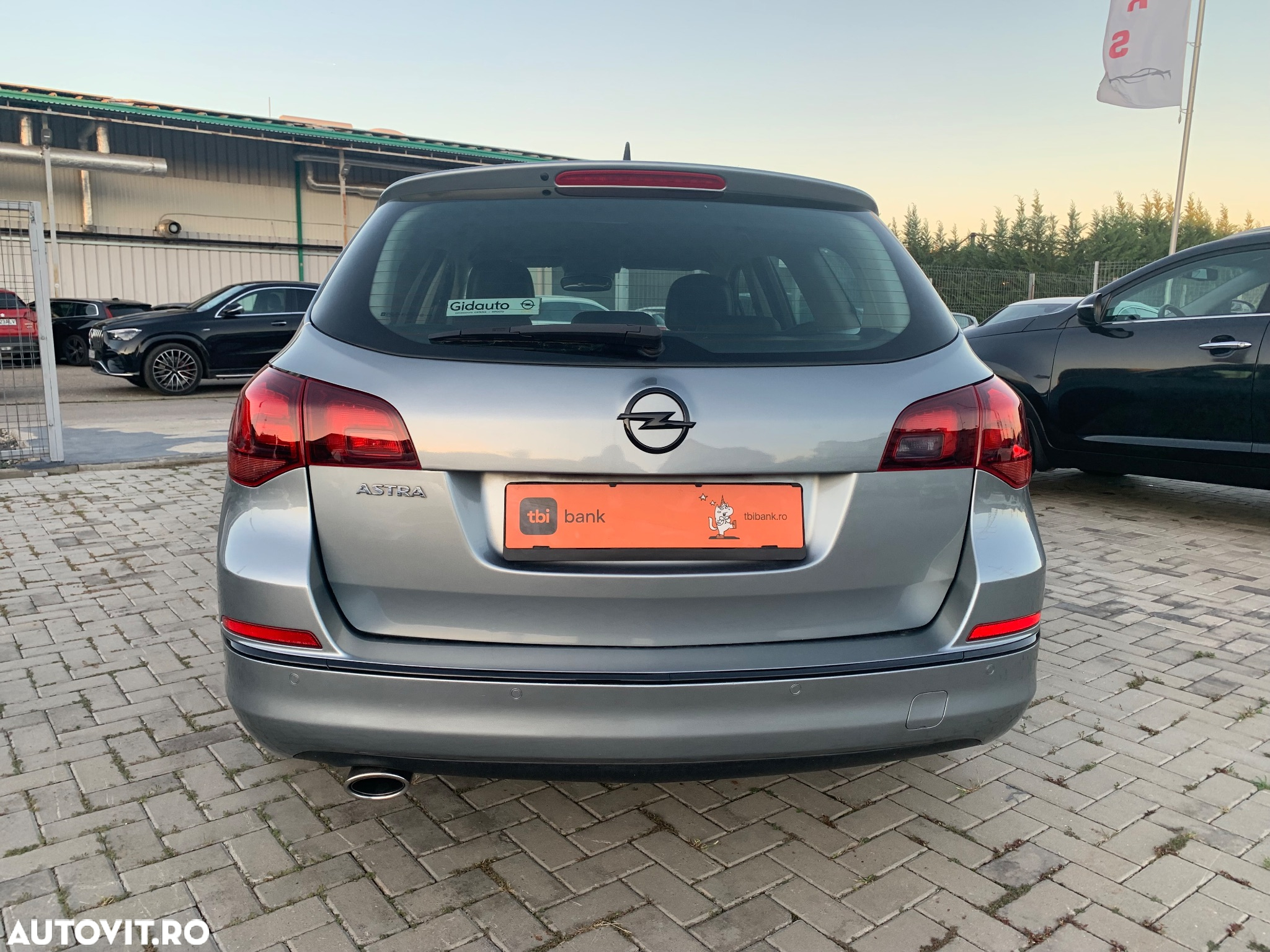 Opel Astra - 20