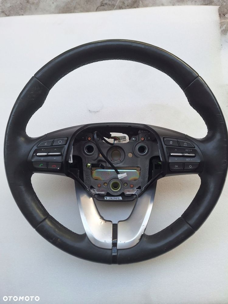 kierownica skóra multifunkcja hyundai i30 iii 17- - 1