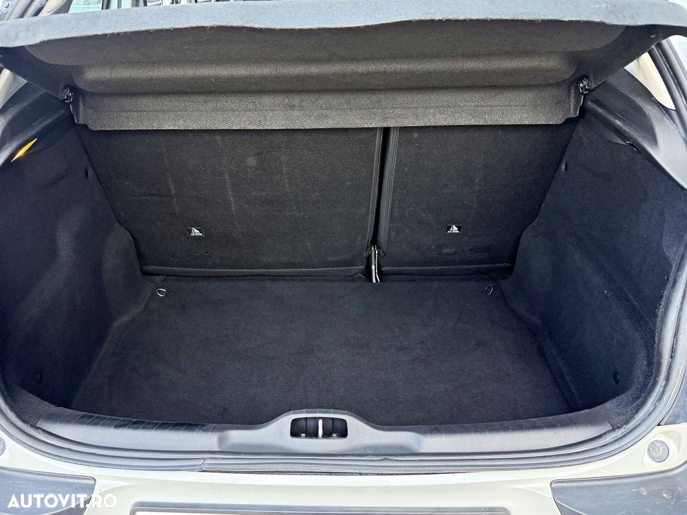 Citroën C4 Cactus PureTech 82 Live - 8