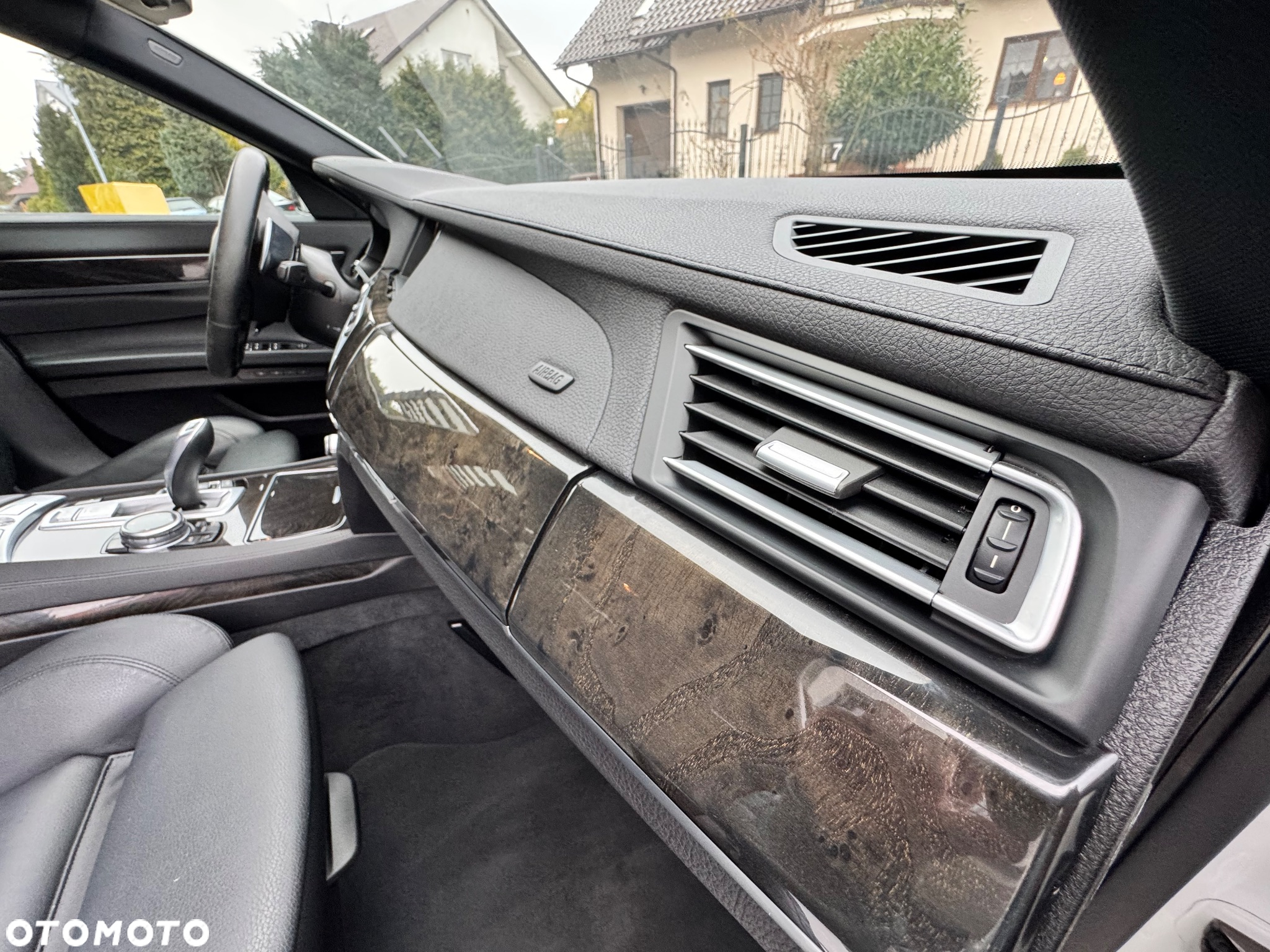 BMW Seria 7 740i - 20