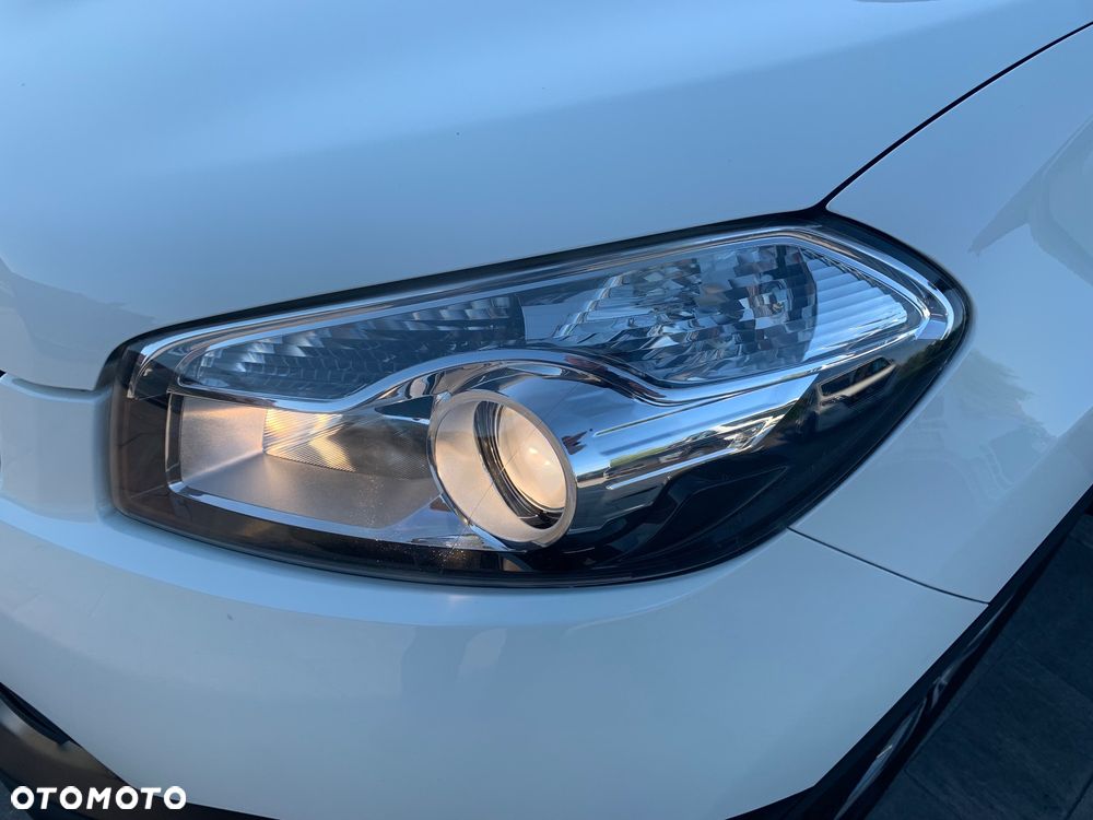 Nissan Qashqai - 24