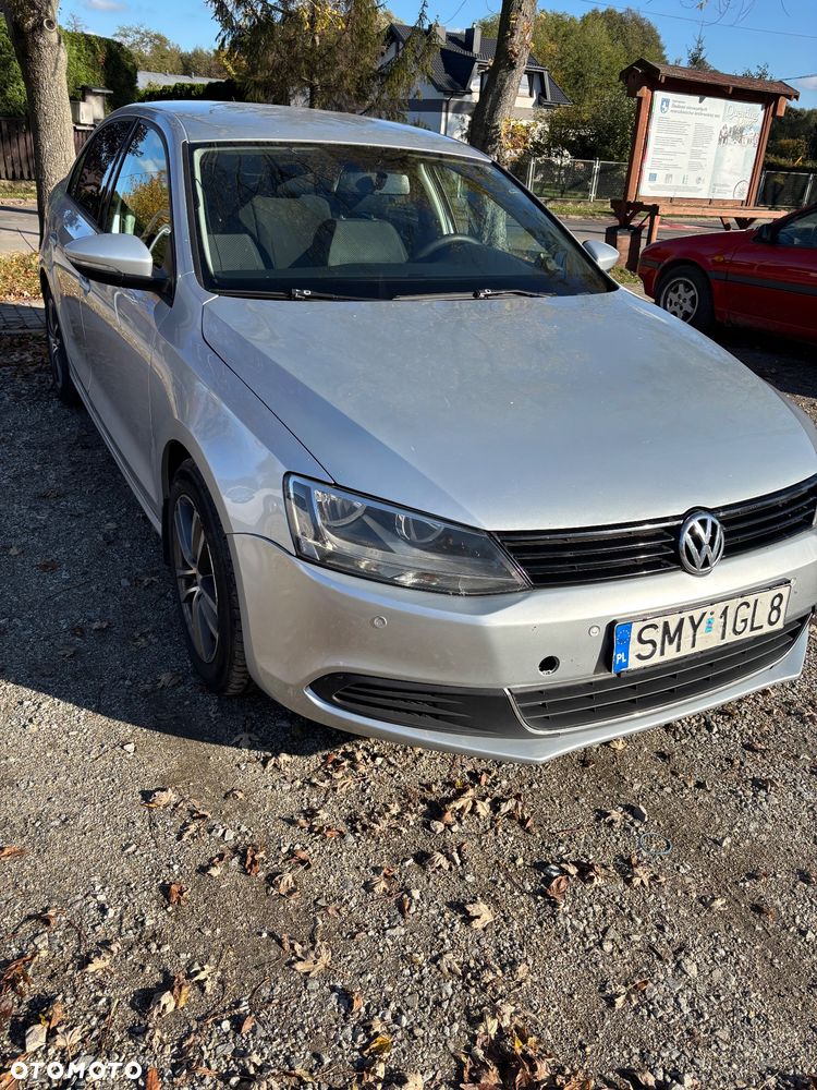 Volkswagen Jetta 2012 photo 3