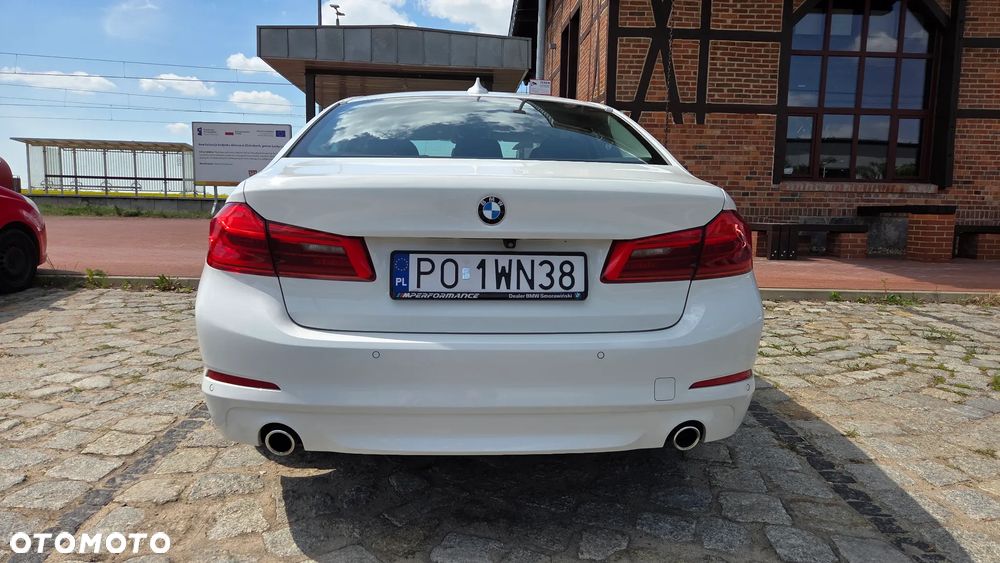 BMW Seria 5 518d - 5