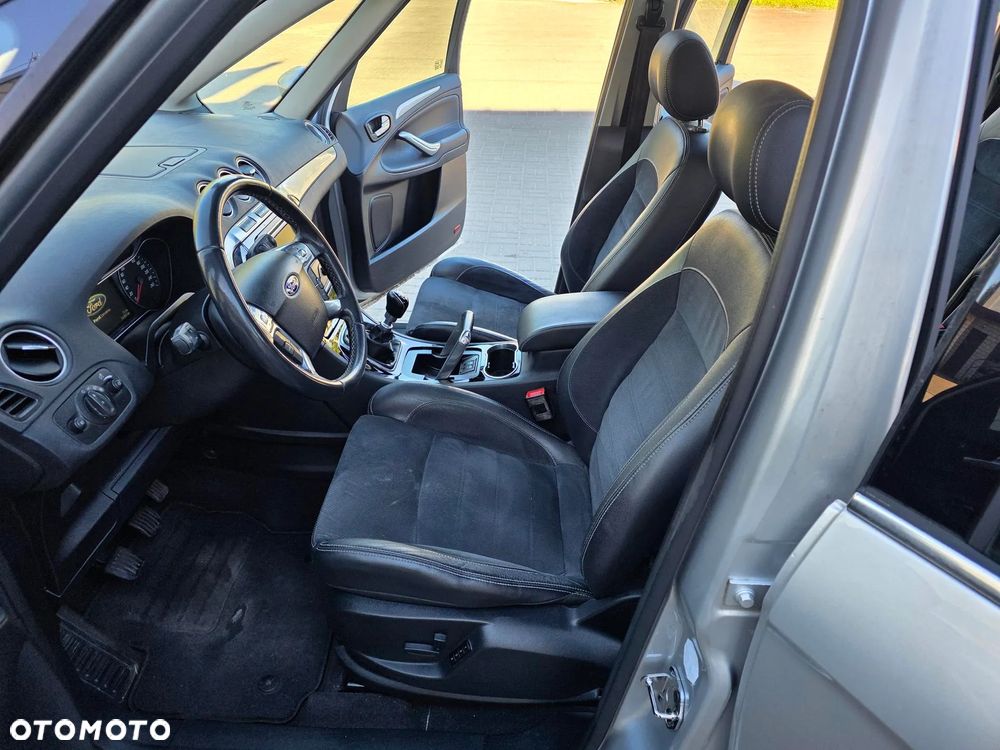 Ford Galaxy 2.0 TDCi Platinium X (Titanium) - 25