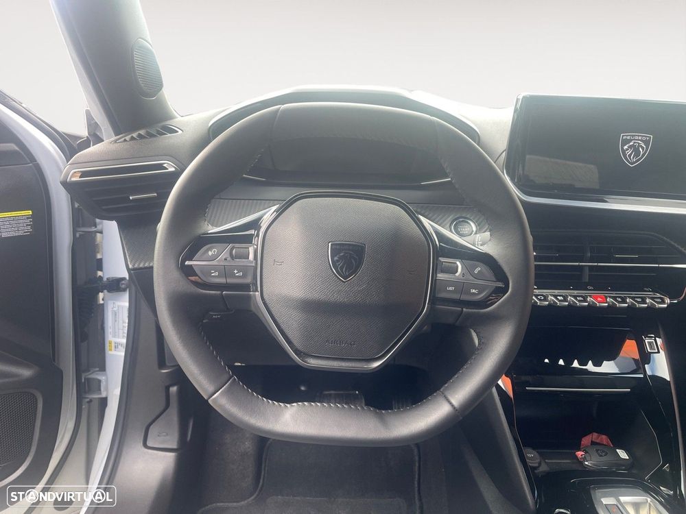 Peugeot e-2008 54 kWh Allure - 12