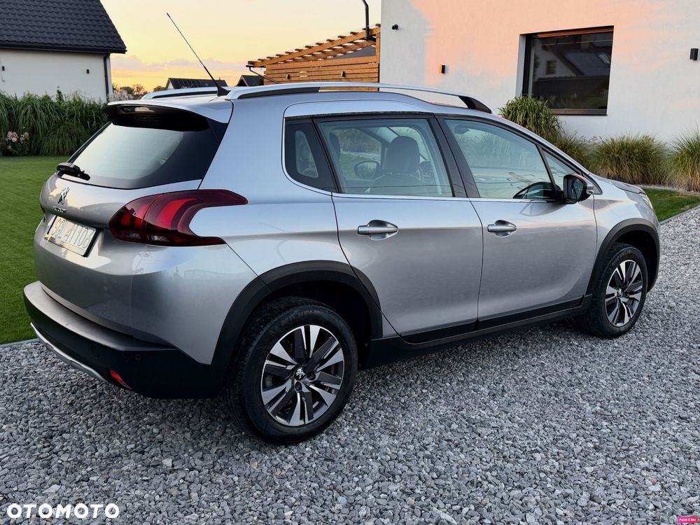 Peugeot 2008 PureTech 110 Stop&Start Allure - 16