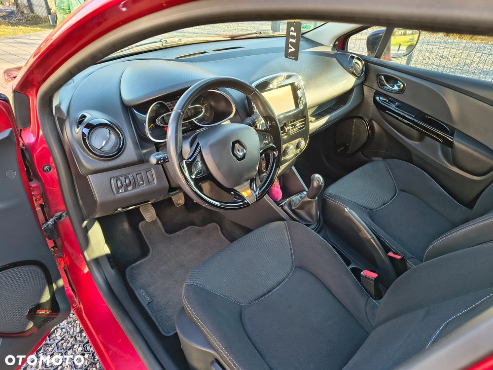 Renault Clio - 16