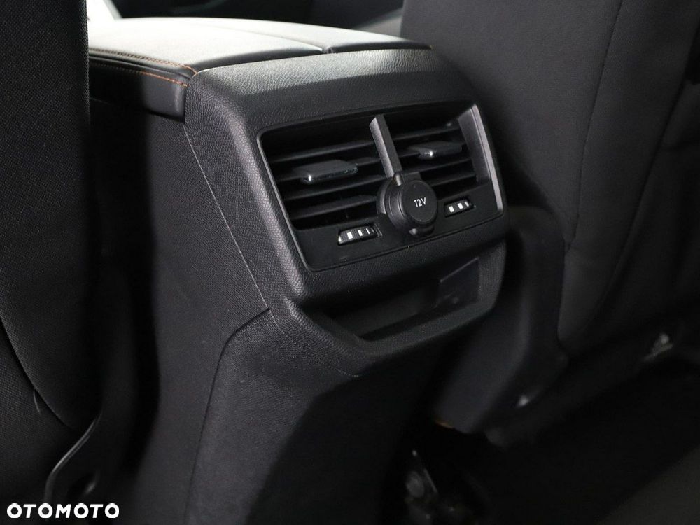Peugeot 3008 BlueHDi 130 Stop & Start EAT8 Active Business-Paket - 40
