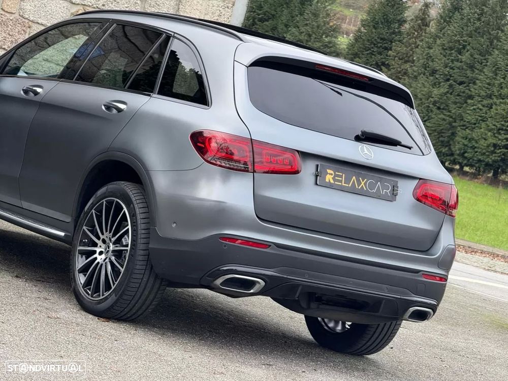 Mercedes-Benz GLC 300 de 4Matic 9G-TRONIC AMG Line - 24