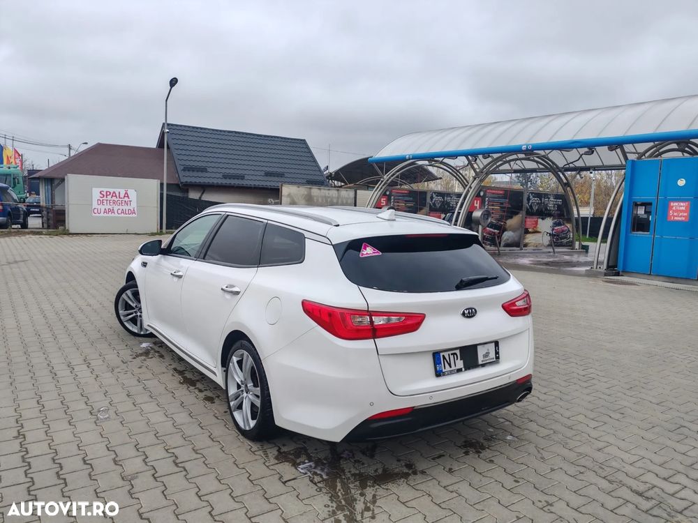 Kia Optima - 2