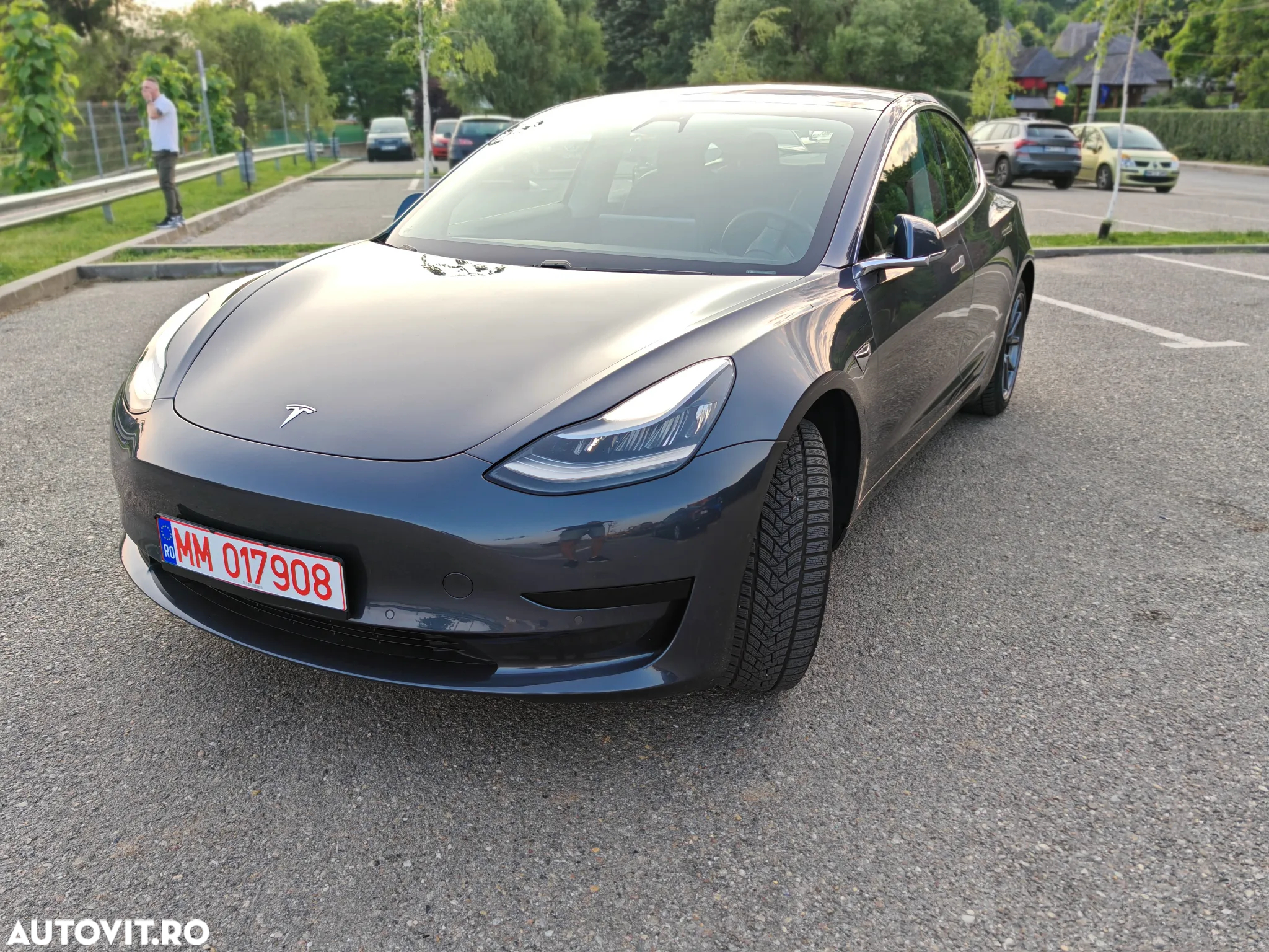 Tesla Model 3 Standard Reichweite Plus Hinterradantrieb - 6