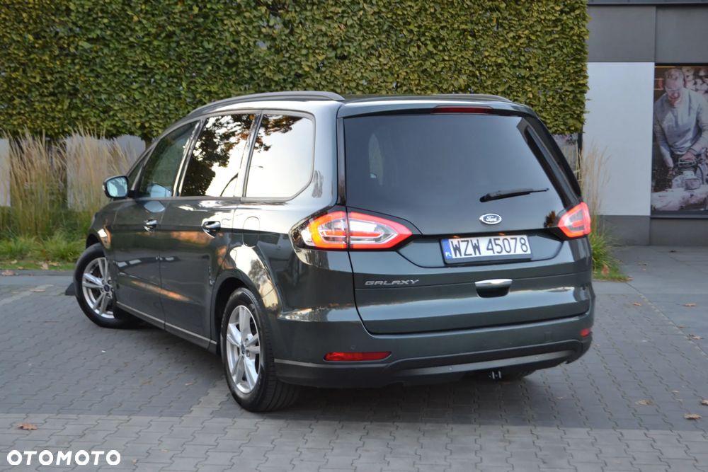 Ford Galaxy - 8