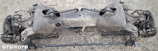 BELKA ZAWIESZENIE TYL CITROEN C5 X7 III SEDAN HYDRO