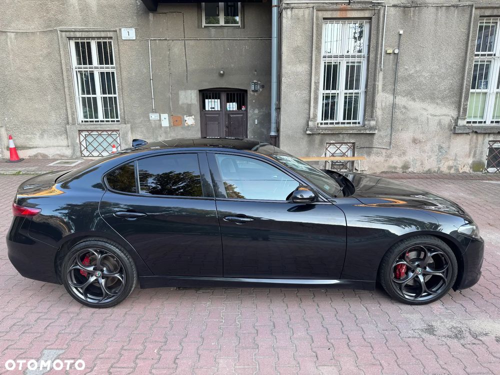 Alfa Romeo Giulia 2.0 Turbo Veloce - 13