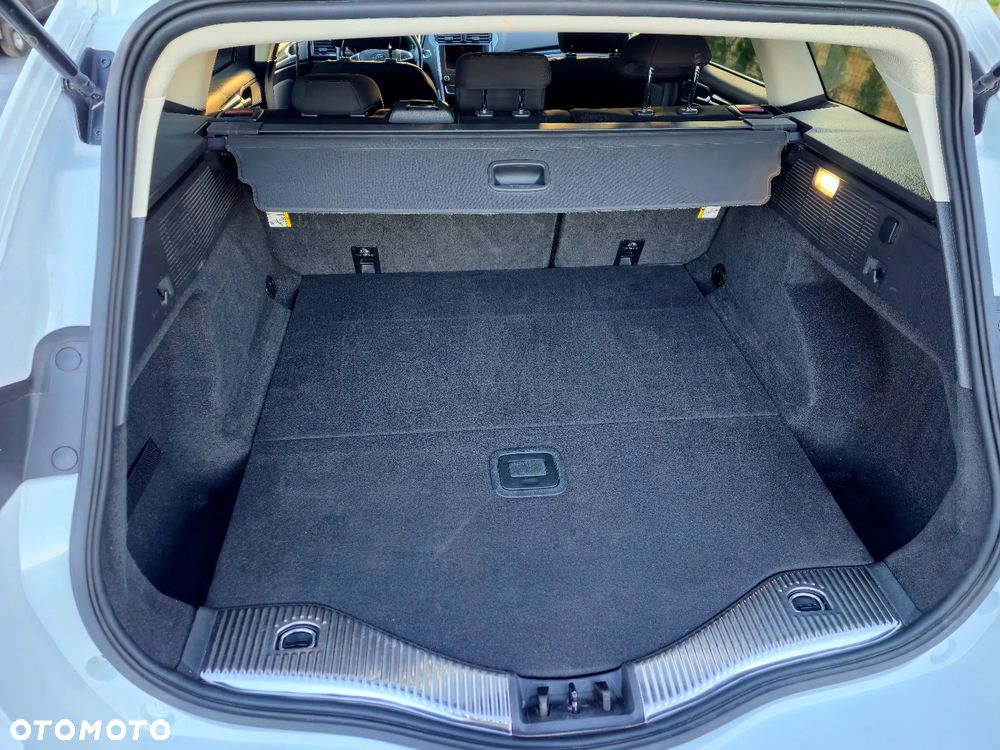 Ford Mondeo - 21