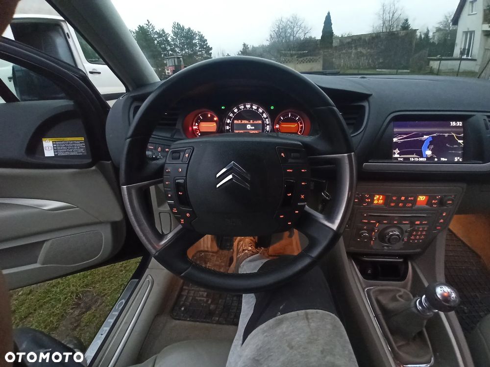 Citroën C5 2.0 HDi Exclusive - 23
