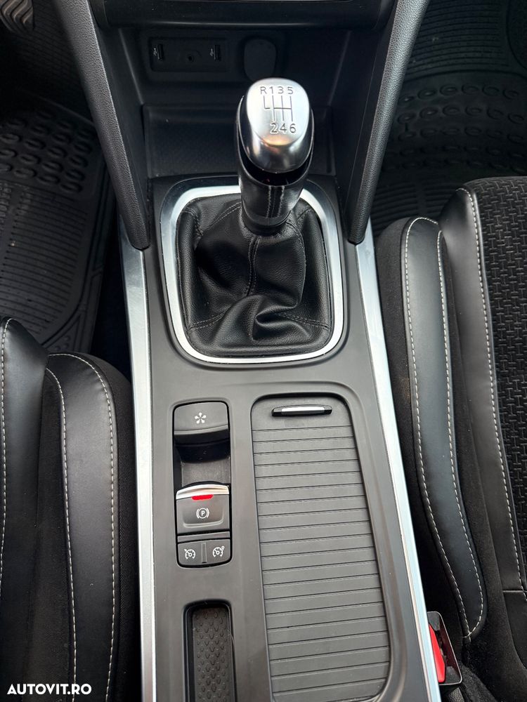 Renault Megane Grandtour ENERGY dCi 130 INTENS - 9