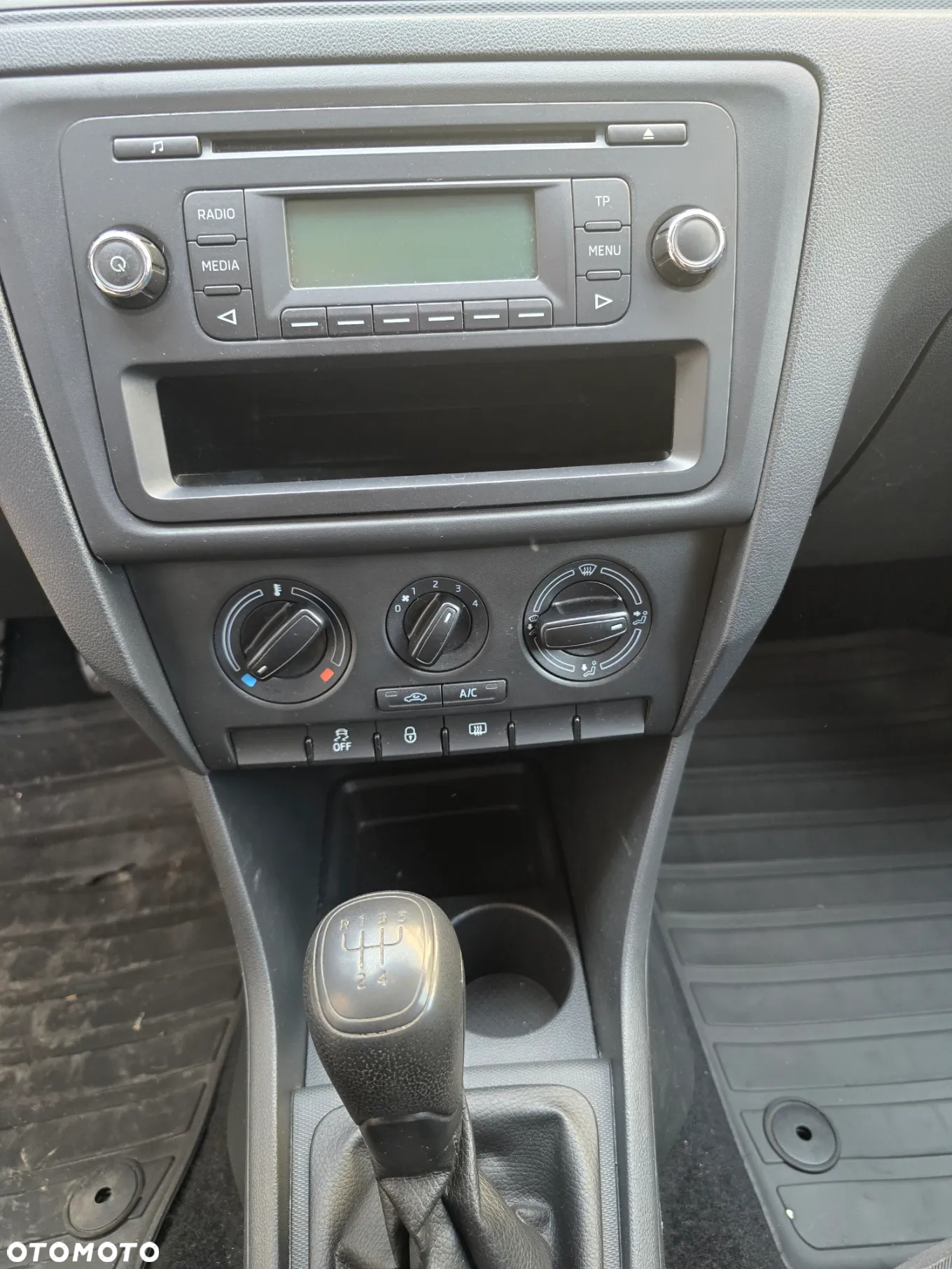 Skoda RAPID 1.6 TDI DPF Active - 6