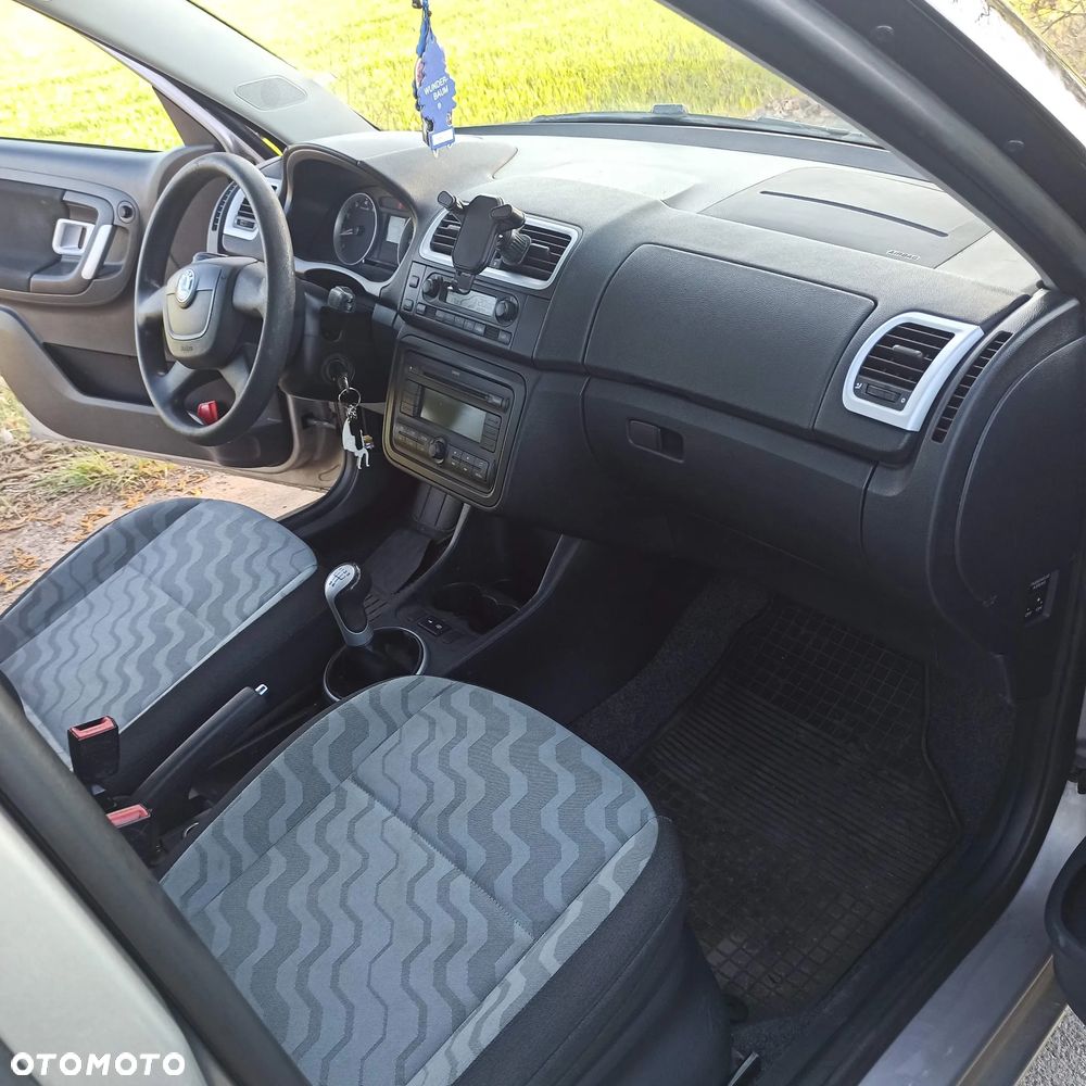 Skoda Fabia 1.4 16V Ambiente - 5