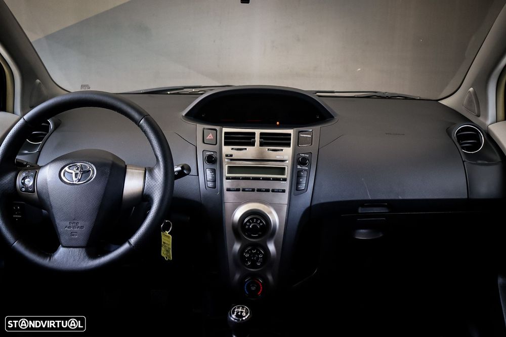 Toyota Yaris 1.0 VVT-i AC - 20