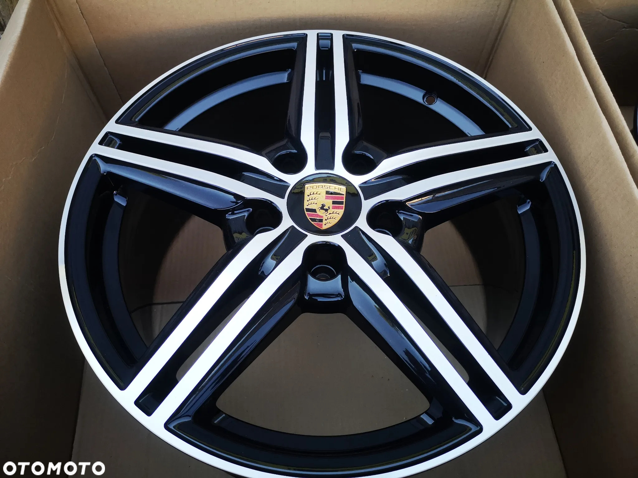 Oryginalne Felgi Porsche Cayenne II 7P5 19'' - 5