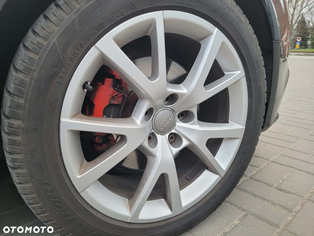 Audi A4 Avant 2.0 TDI Limited Edition - 12