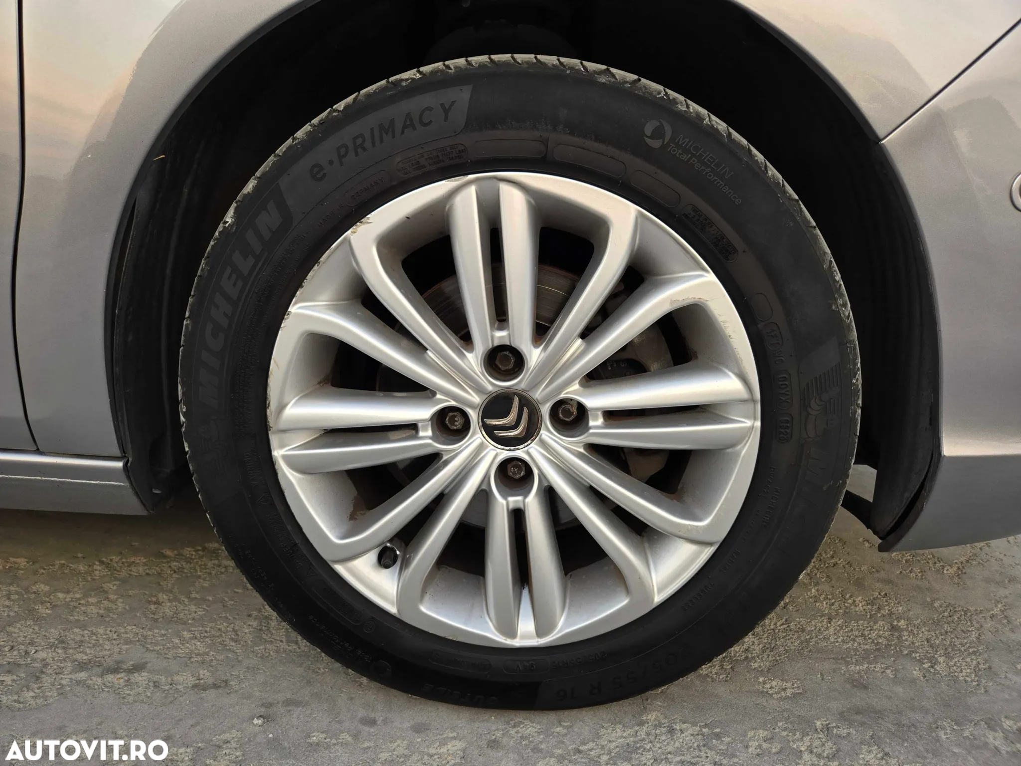 Citroën C4 1.2 PureTech S&S EAT8 Feel - 36